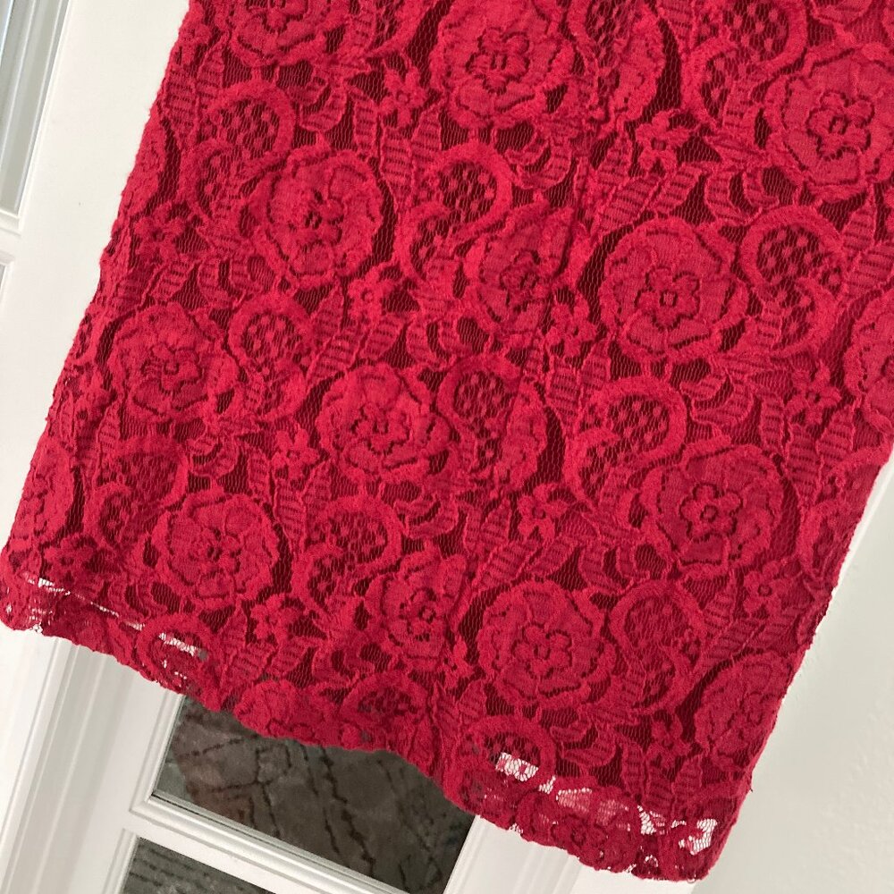 Miss Chievous Red Short Sleeve Crochet Dress Medium - Picture 6 of 15